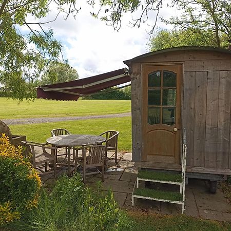 The Oast By Bloom Stays Newenden エクステリア 写真