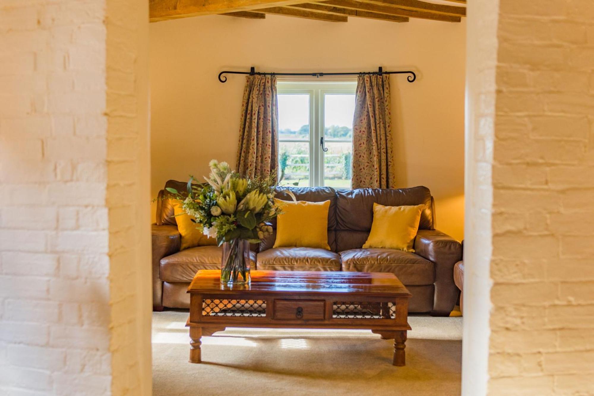 The Oast By Bloom Stays Newenden エクステリア 写真