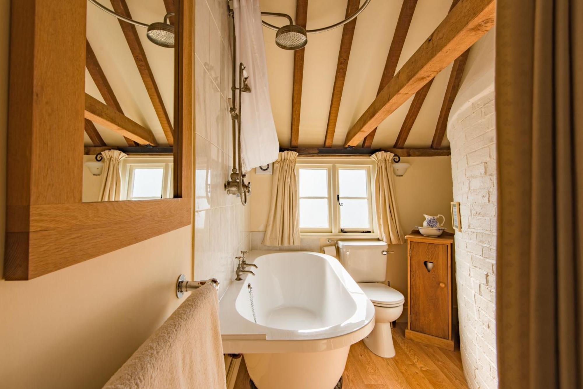 The Oast By Bloom Stays Newenden エクステリア 写真